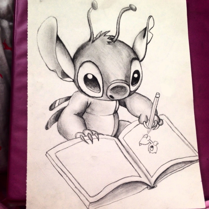 Desenhos e imagens Stitch para esboçar