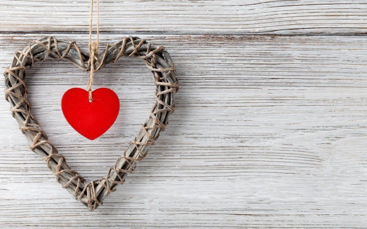 Beautiful Images of Hearts - 240 High-Quality Photos for Free